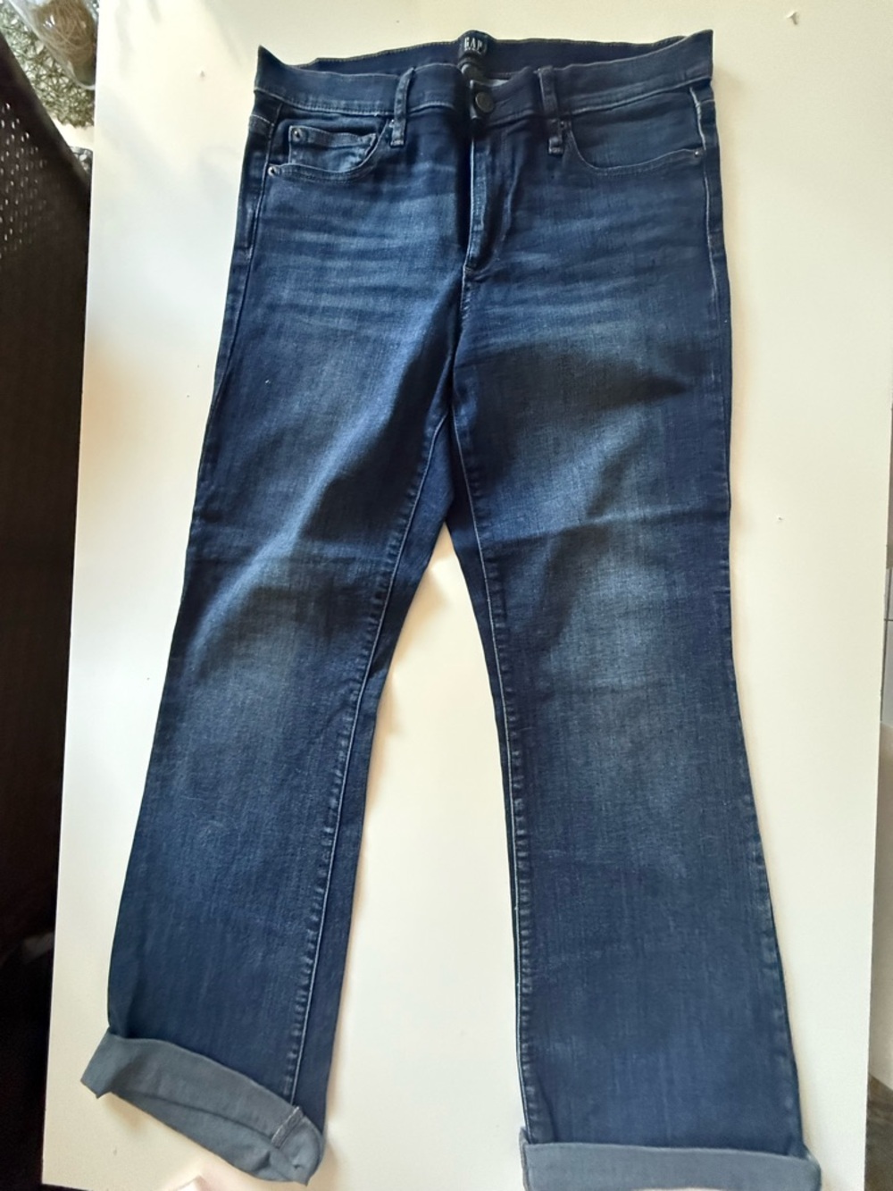 GAP Classic Perfect Booty Leg Jeans in Blue | Normcore | Model Off Duty - Picture 3 of 8